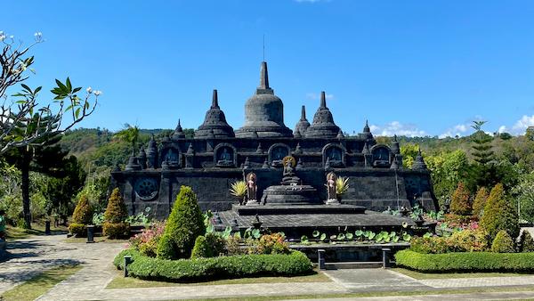 Buddhist monastery 30 minutes drive from celukan bawang port
